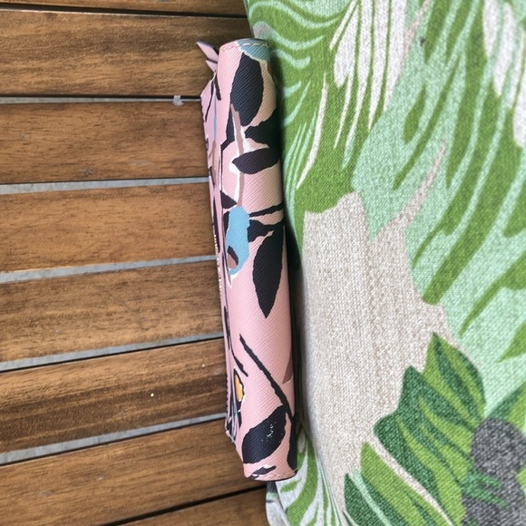 Authentic Kate Spade New York Cameron Large Slim Bifold wallet - Picture 3 of 10